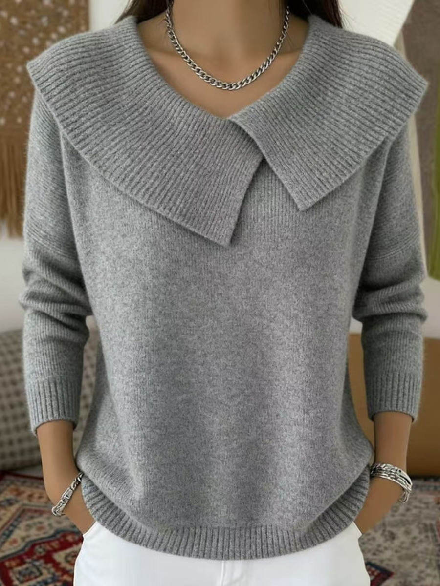 Cassidy | Sweater with Soft Collar