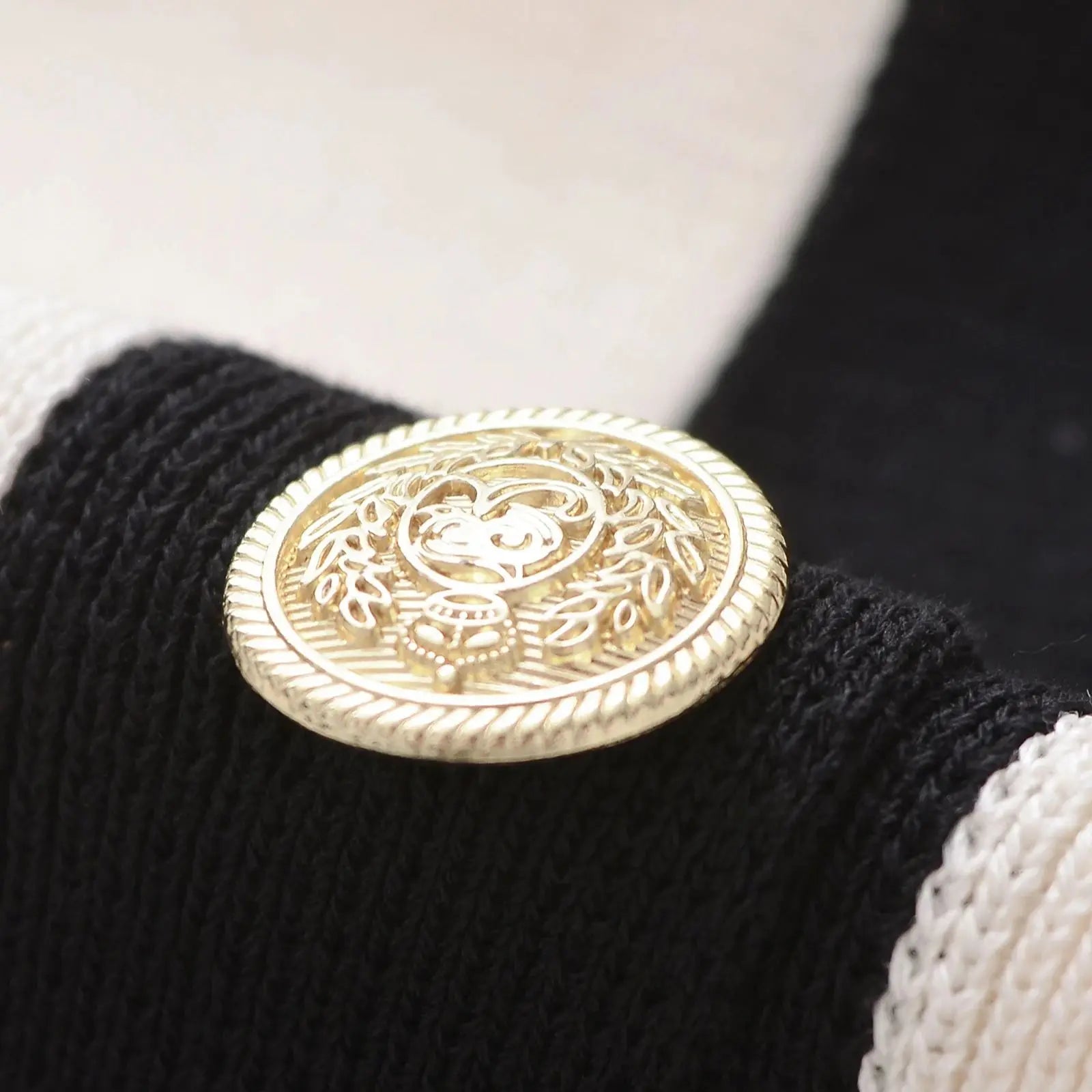 CONTRAST TRIM SHORT SLEEVE CARDIGAN