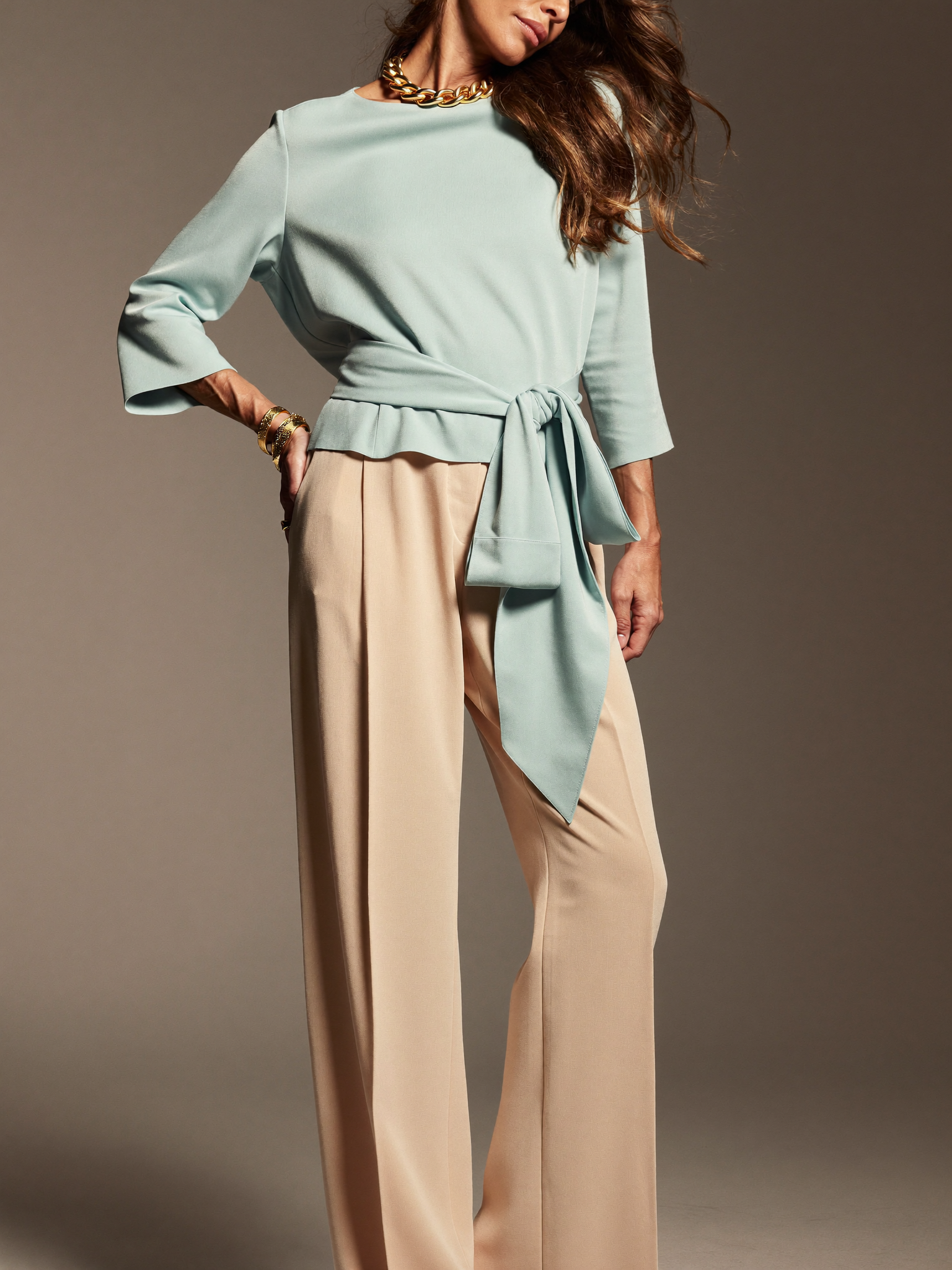 Dara – Tie Waist Flattering Top