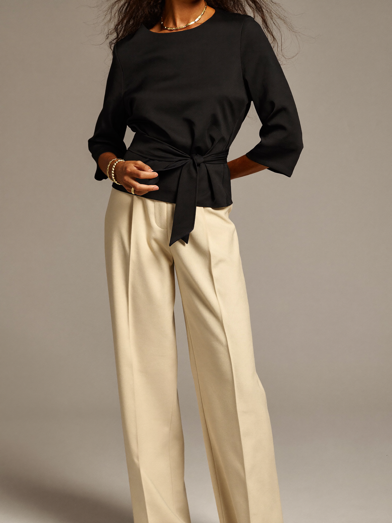 Dara – Tie Waist Flattering Top